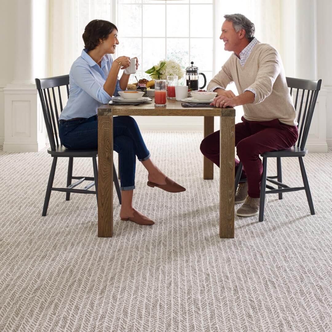 blog 515 shawcarpetoldercouple | Carpetland USA